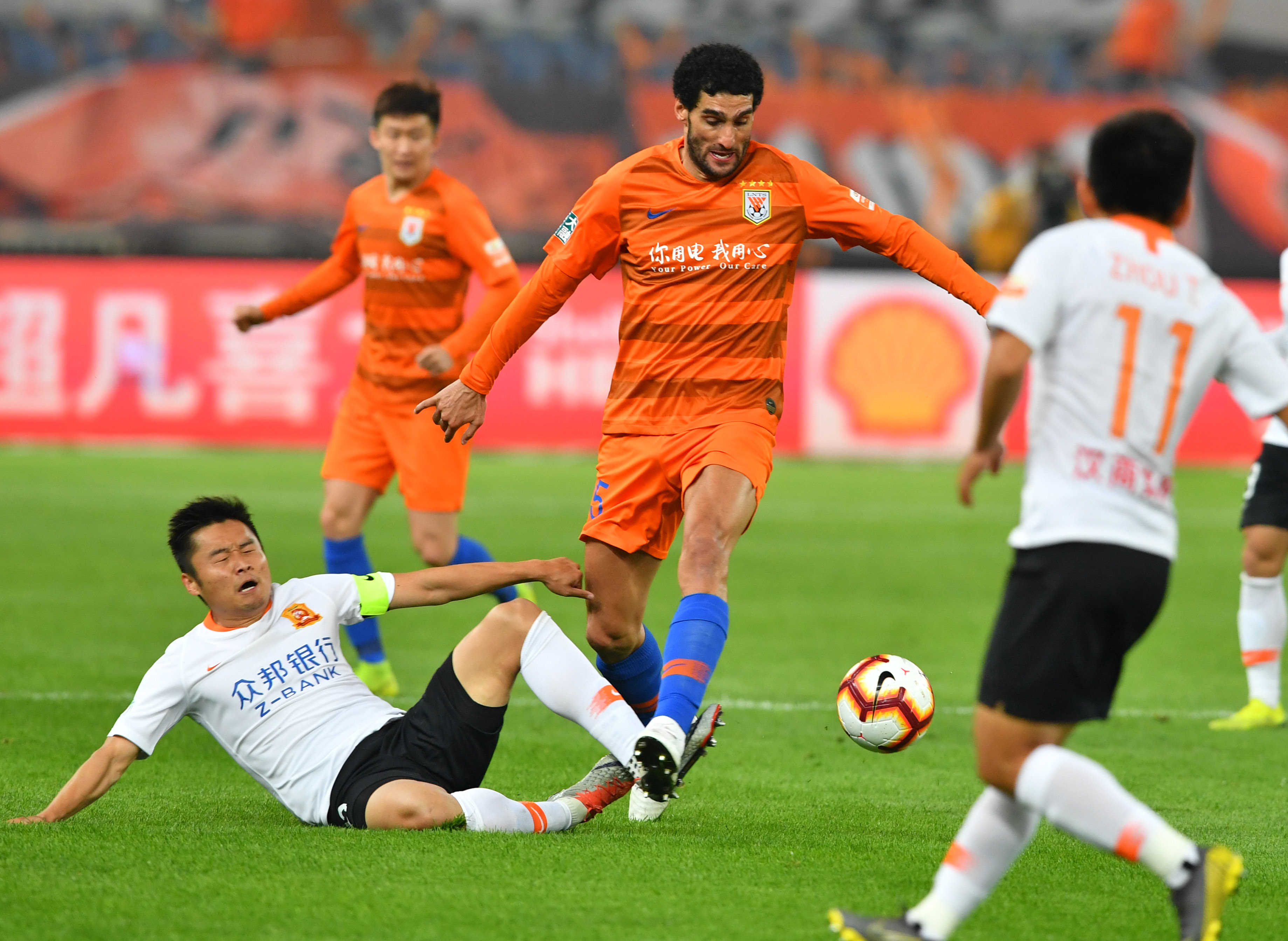 在对抗中修